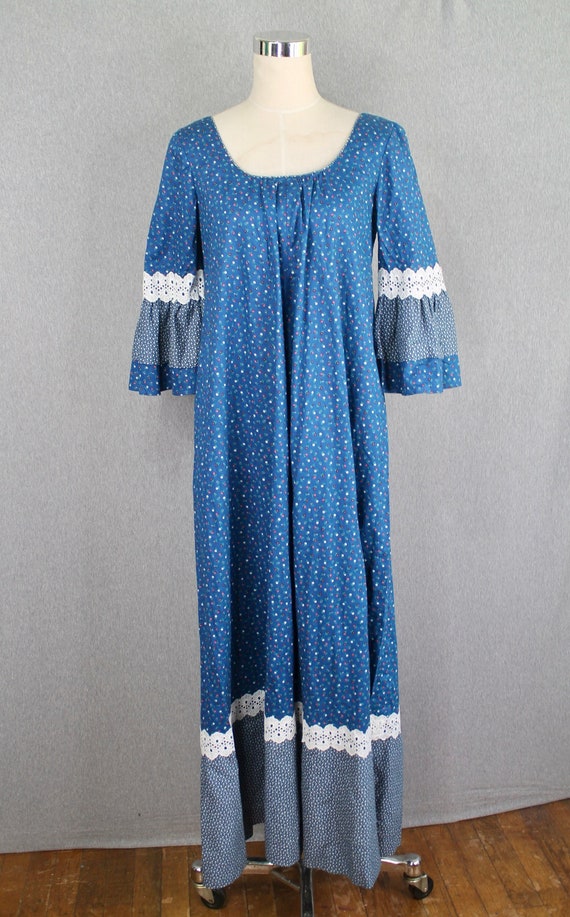 1960s 1970s - Hilda Hawaii Kaftan - Carol Mary Haw