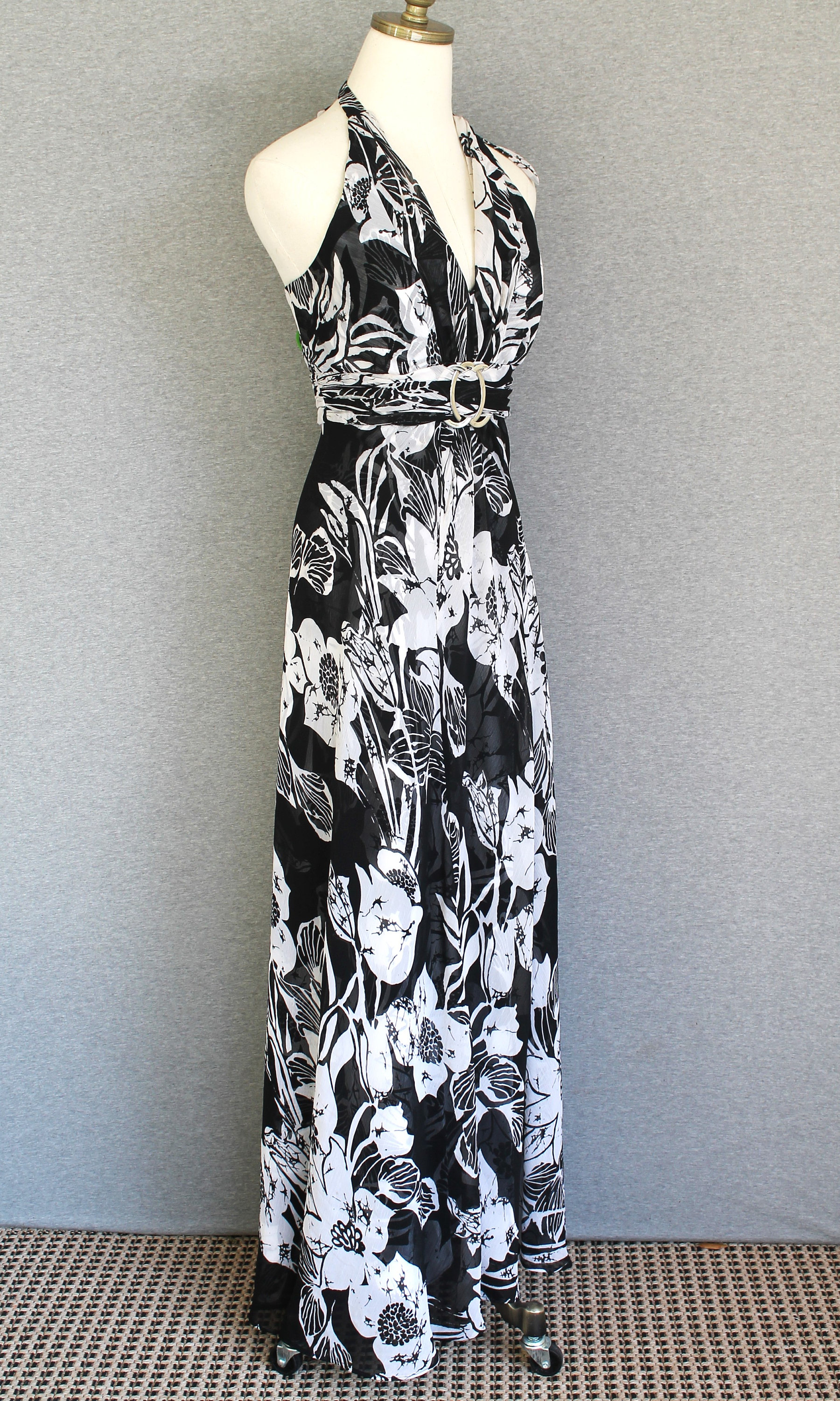 White House / Black Market - Black and White Floral - Halter - Cocktail Gown - Party Dress - Marked size 8