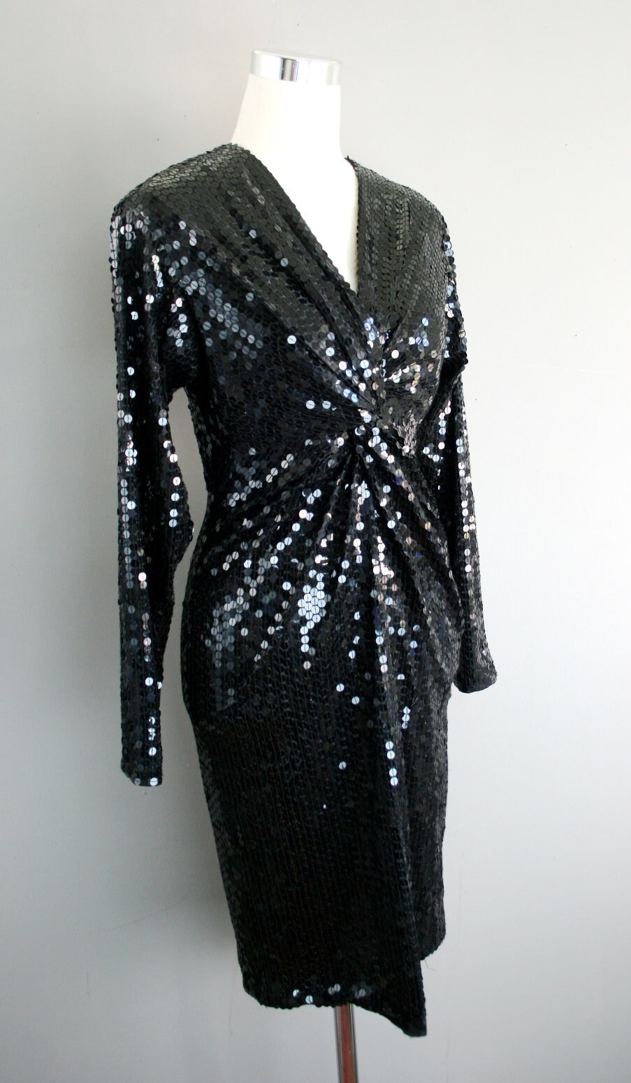 1990s, Flattering, Black Sequin, Cocktail Dress,"throw'n Shade" Wiggle Dress,  Size 4 - by Nite Line - Etsy