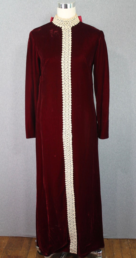 1960s- Red Velvet- Lace Maxi || Mock Neck || Prair