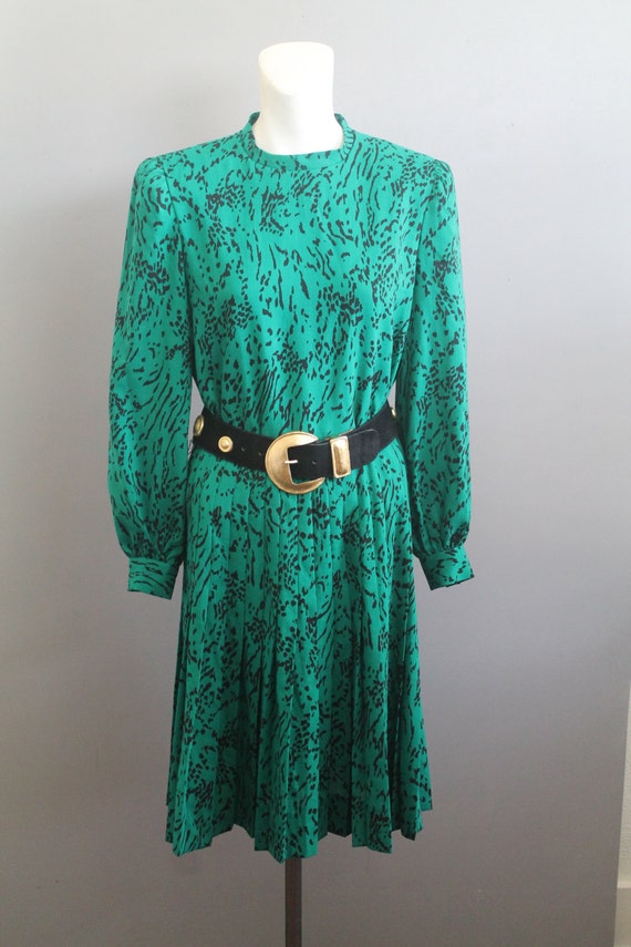 CEO - Green OpArt- Long Sleeve- Shirtwaist Dress-