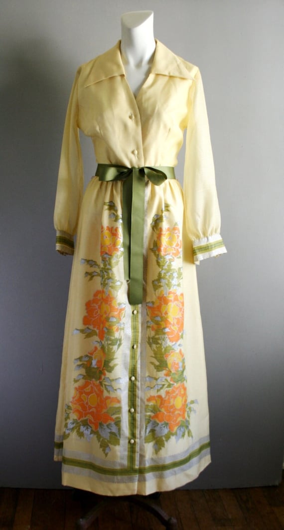 1960s-1970s Mid Century Mod Hostess Dress by Shahe
