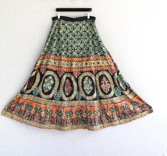 Gold brocade skirt indian online