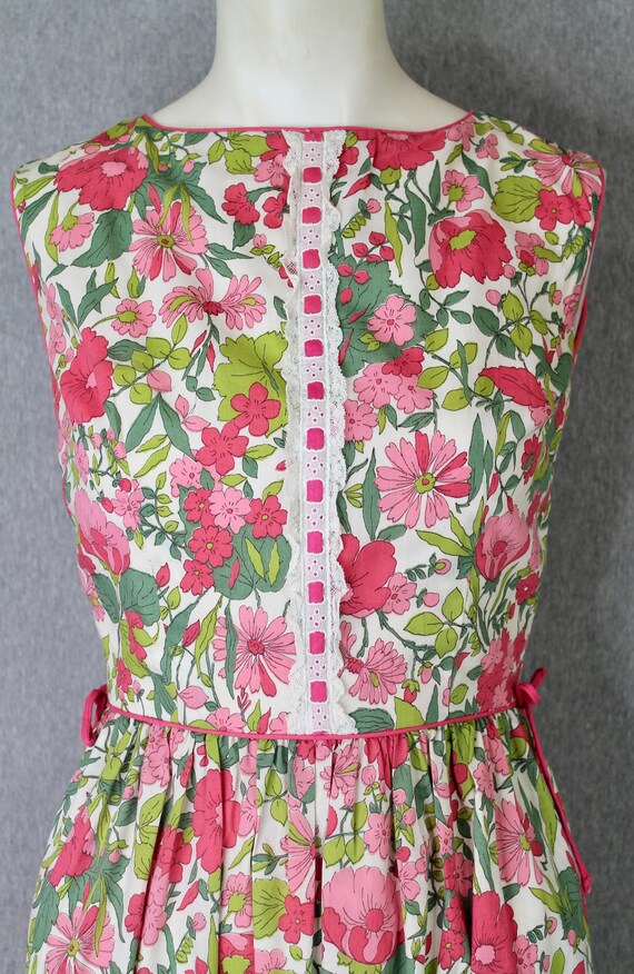 1950s-60s Pink Floral Dress - Patio Dress - Sundr… - image 2