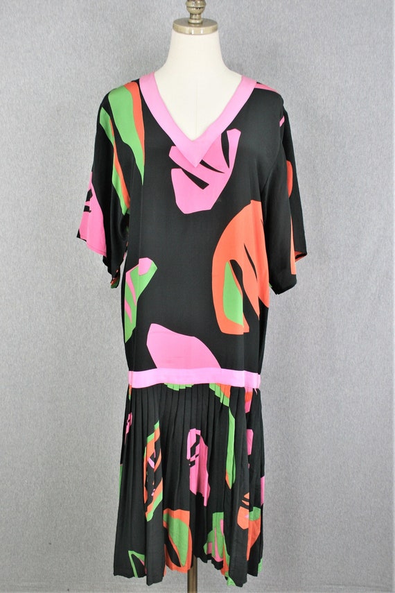 Silk - 1980s - Drop Waist Sheath - Tropical - Blac