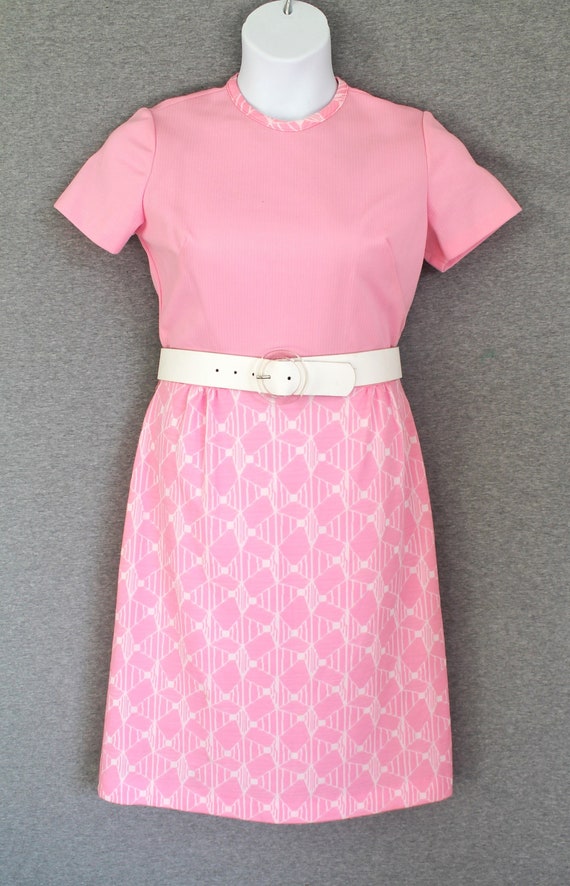 1970s - Pink - Color Blocked - Easy Wear /Easy Car