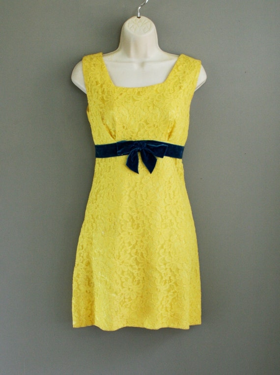 Canary Yellow - 1960's - Lace Mini - Royal Blue Velvet - Mod - Retro  Hipster - Cocktail - Party Dress - Etsy