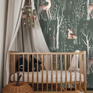Carta da parati con animali del bosco ad acquerello, grande stampa di cervi per la cameretta dei bambini, tema della natura, decorazione per la cameretta dei bambini