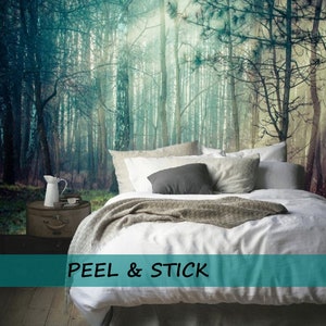Carta da parati Whimsical Spring Forest con alberi blu, murale Gothic Dark Woods, carta da parati Peel and Stick Nature, Moody Mystic, atmosfera boho