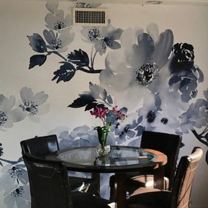 Carta da parati rimovibile Big Blue Floral Watercolor Flowers Peel and Stick Wallpaper Botanical Wall Art Mural in dimensioni 12 piedi 7" di larghezza x 7 piedi 10" di altezza