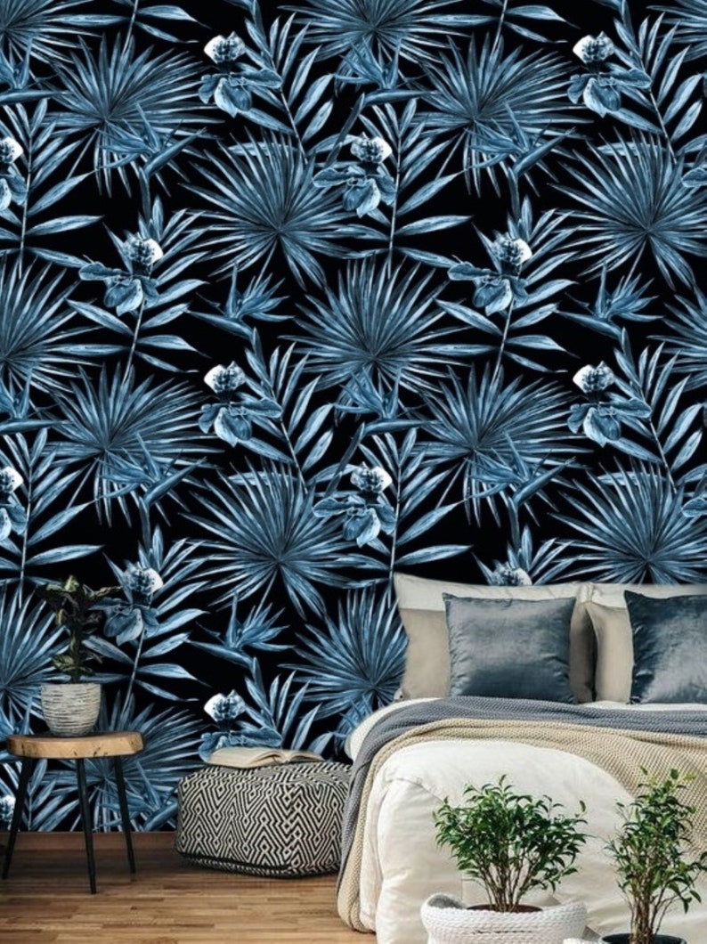 Blauw Palmblad behang, Peel en Stick Wallpaper Blauw, Palm Wallpaper Zwart, Tropisch Behang Zwart, Botanisch Behang Donkerblauw 102 afbeelding 5