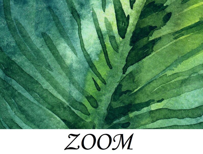Op de afbeelding: Waterverfschilderij van een groen blad met een gedetailleerd, getextureerd uiterlijk. Het kunstwerk toont tinten groen en blauw, met zichtbare penseelstreken en het woord "ZOOM" onderaan.