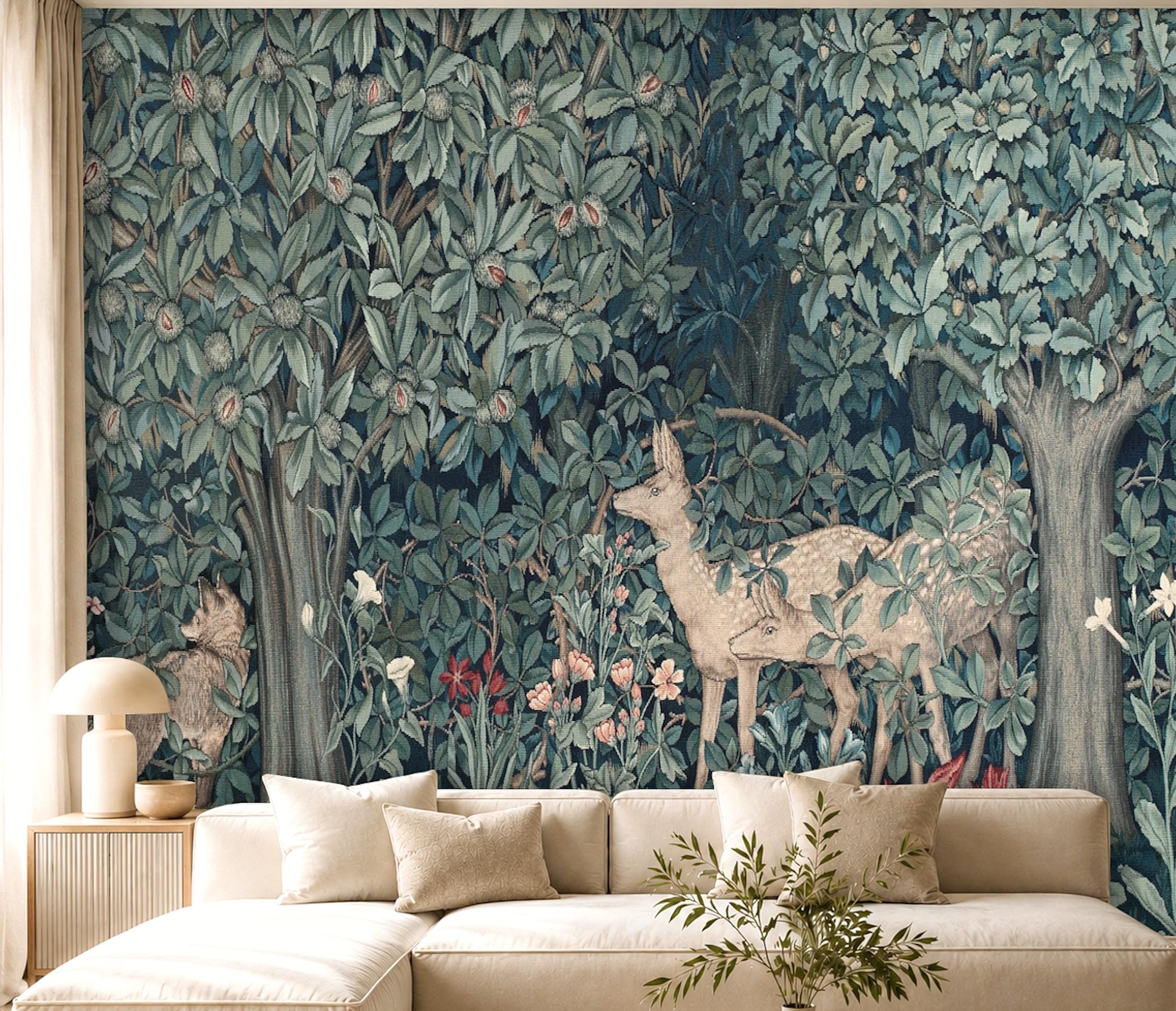 ヨーロッパ式刺繍絵タペストリー: A Cottage in the Forest Enchanted Forest Deer and Fox Wall Mural, Lush Woodland Tapestry