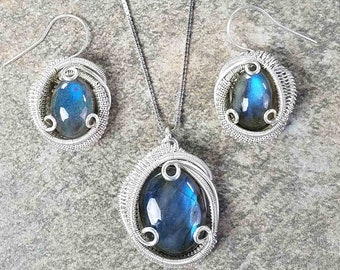 Labradorite Jewelry Necklace Earring Set, Wire Wrapped Jewelry Natural Stone Crystal Statement Pendant with Dangle Drop Earrings Gift