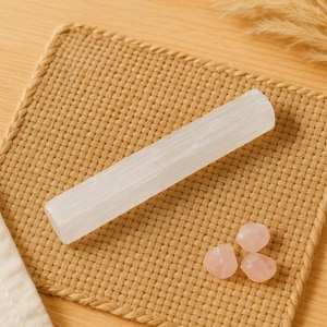 Selenite natural stone crystal specimen for your mineral gemstone & rock collection, healing crystal grid or boho decor