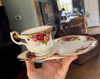 Royal Albert Old Country Roses tekopp tallriksset Vintage benporslin guldfärgad