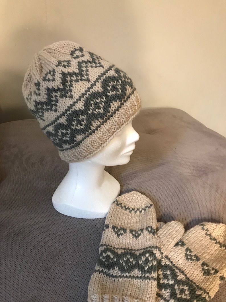 100/% wool mixed size SM several colors ADULTE Jacquard pattern cap