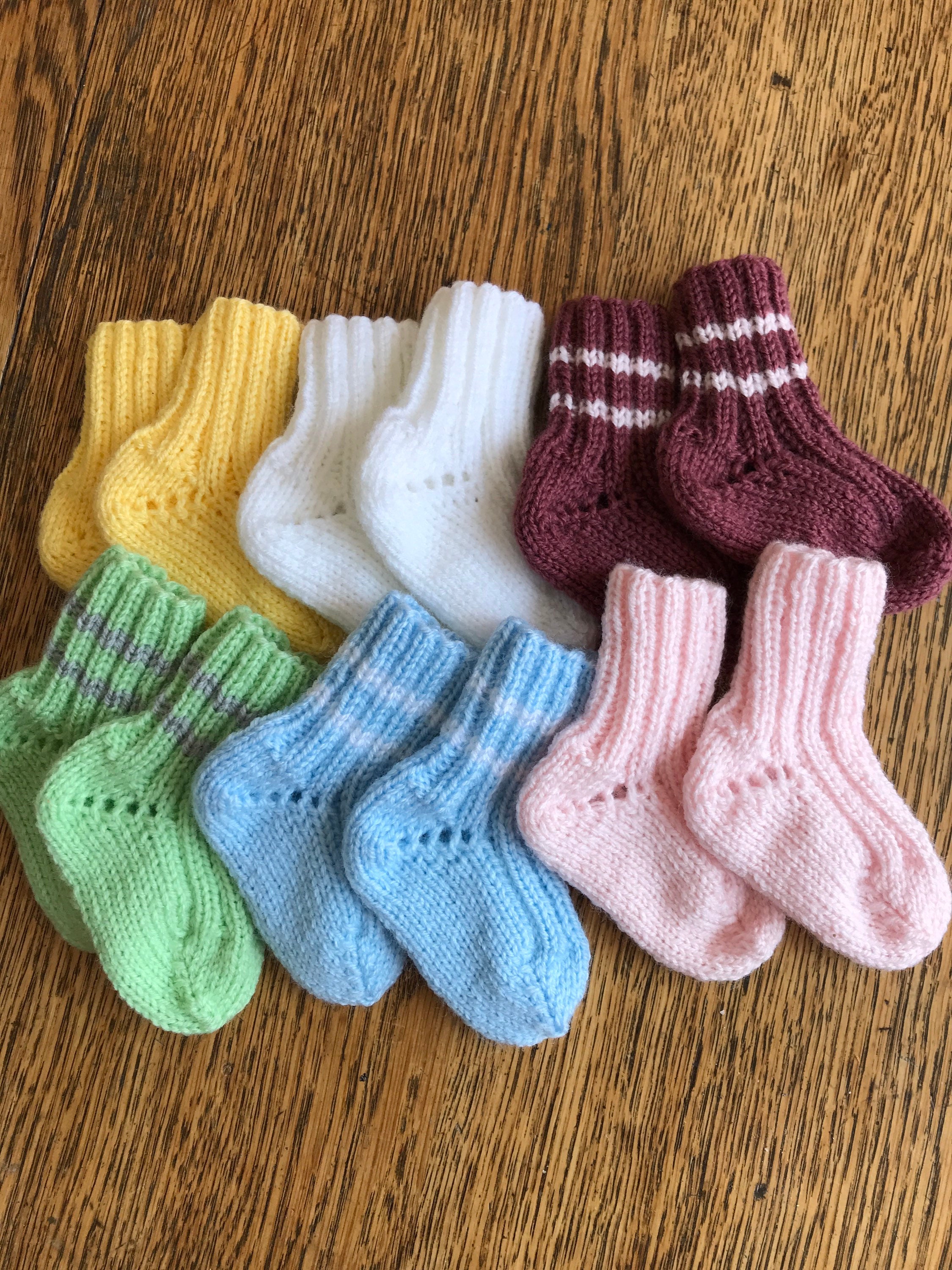 Hand Knitted Baby socks size new born to 1 moth Etsy