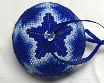 Snowflakes and Icicles Peyote Triangle Ball Ornament Tutorial