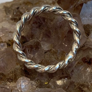 1/8 Earth Resonance 333 MHz Cubit 3.5mm Tensor Energy Ring solid Sterling silver about size 7