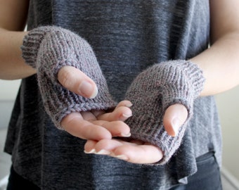Wool Fingerless Gloves in Heathered Mauve - Grey Purple - Winter Accessories