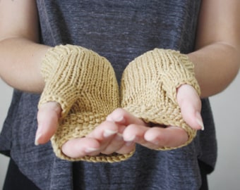 Veganistische handschoenen - Klaar voor verzending - Vingerloze handschoenen van biologisch katoen, Handgebreid in zachte mosterd - Veganistische milieuvriendelijke winteraccessoires