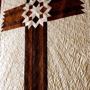 Cross Quilt Carpenters' Star Cross Queen / King size PRINTED image 2