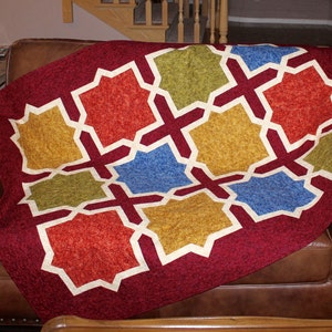 Moroccan Quilt Pattern - Moroccan / Spanish Tiles - Throw: 52 in. by 66 in.