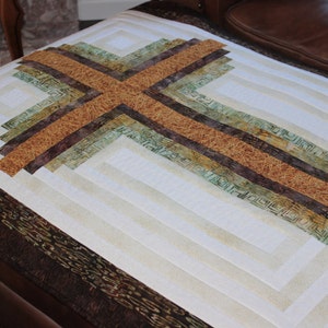 Cross Quilt Pattern , Log Cabin Christian Cross , Wall hanging: 33 inch x 45 inch , PDF Download image 3