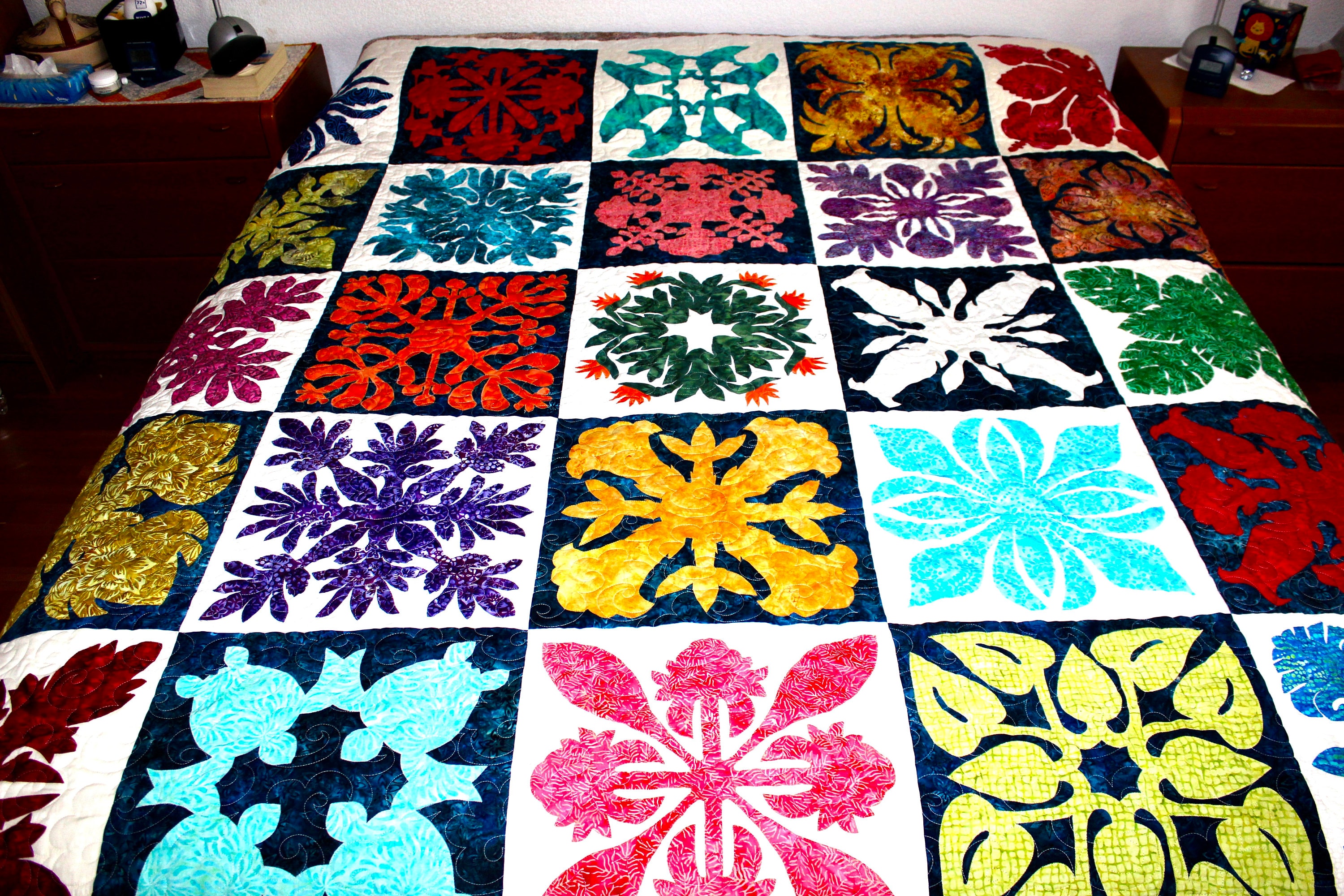 Hawaiian Sampler , Hawaii Applique , King Size 112
