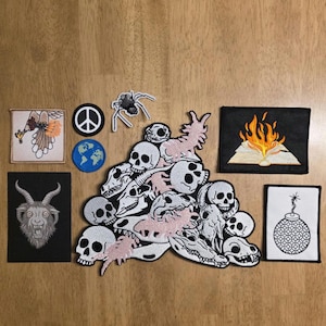 UPDATED - Dungeon Crawler Carl Patches | 8-Piece Battle Rattle Set, Book Burner, Reaper Spider Minion