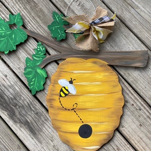Bee Hive Door Hanger, Bumblebee Door Hanger, Bee DoorWreath, Summer Bee Door Hanger, Spring Bee Door Hanger