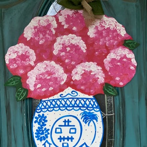 Chinoiserie Hydrangea Door Hanger, Hydrangea Door Hanger, Blue and White, Chinoiserie Flower Pot, Blue willow Decor, Blue Willow Jar