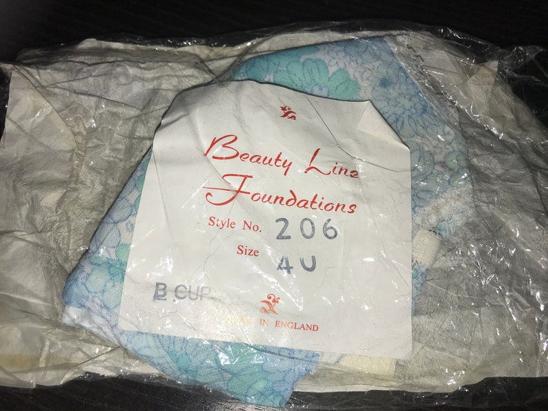 New Original Beauty Line Foundations Pointy Blue Vintage Padded Bra 36 ...