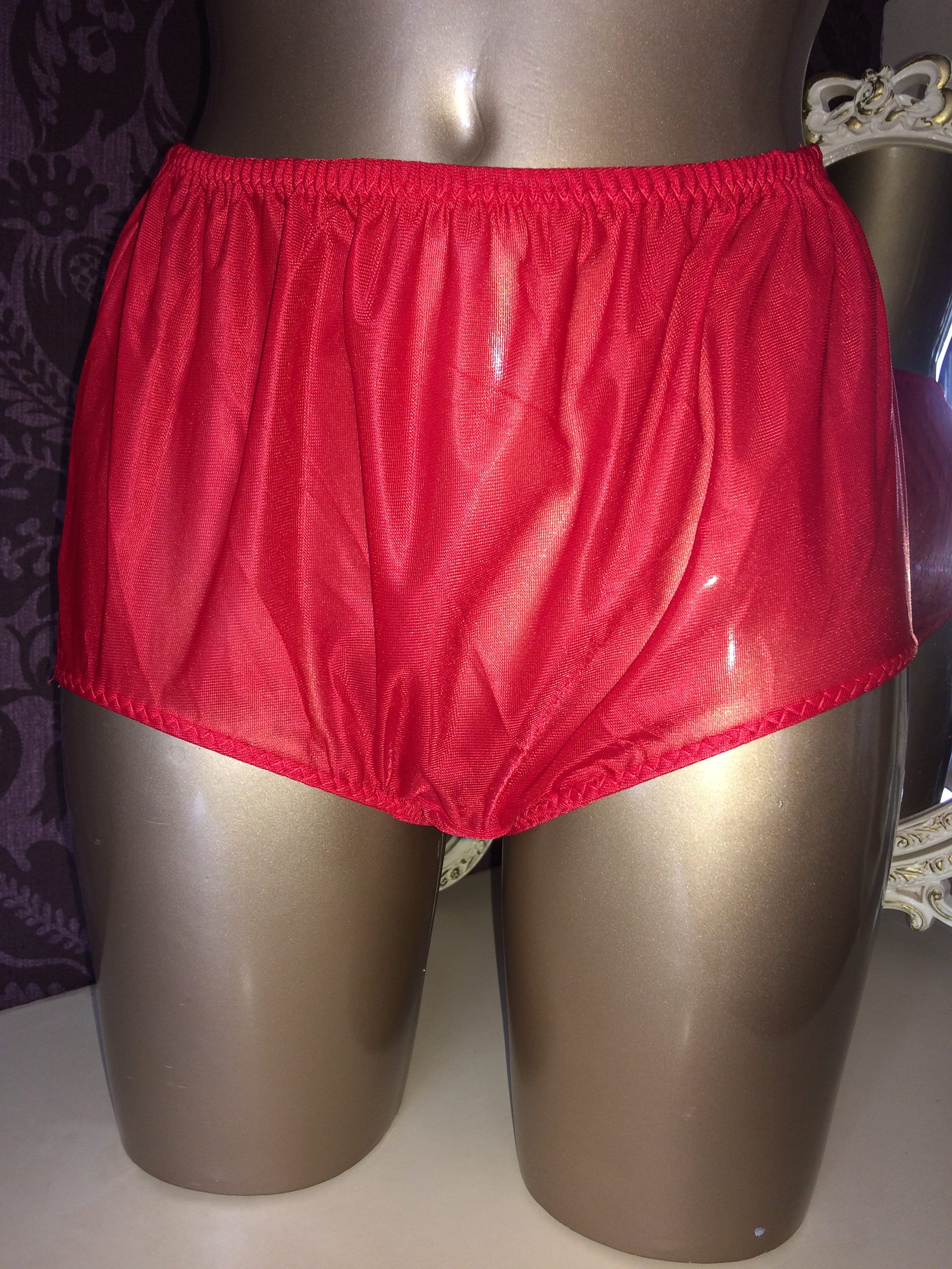 Vintage Style Knickers 70's 80's Granny Panties Knickers RED Semi Sheer  Slippery Size MEDIUM LARGE -  Denmark
