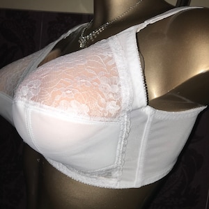 Bali Wirefree Bra Lace Desire All Over Lace Convertible Women's