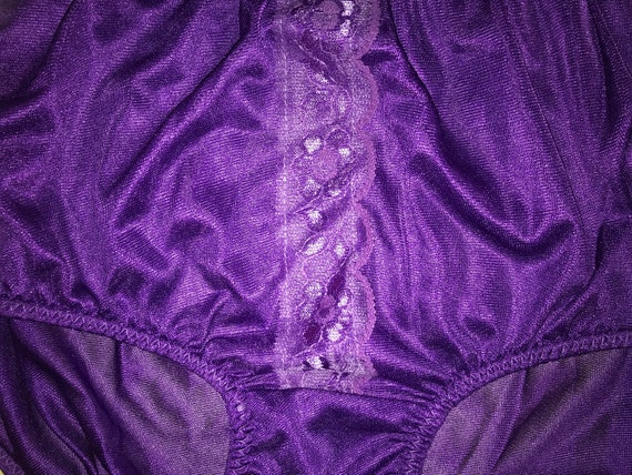 Vintage Style Knickers 70's 80's Granny Panties Knickers Nylon Lace Insert  Purple Slippery Size M Large -  Denmark