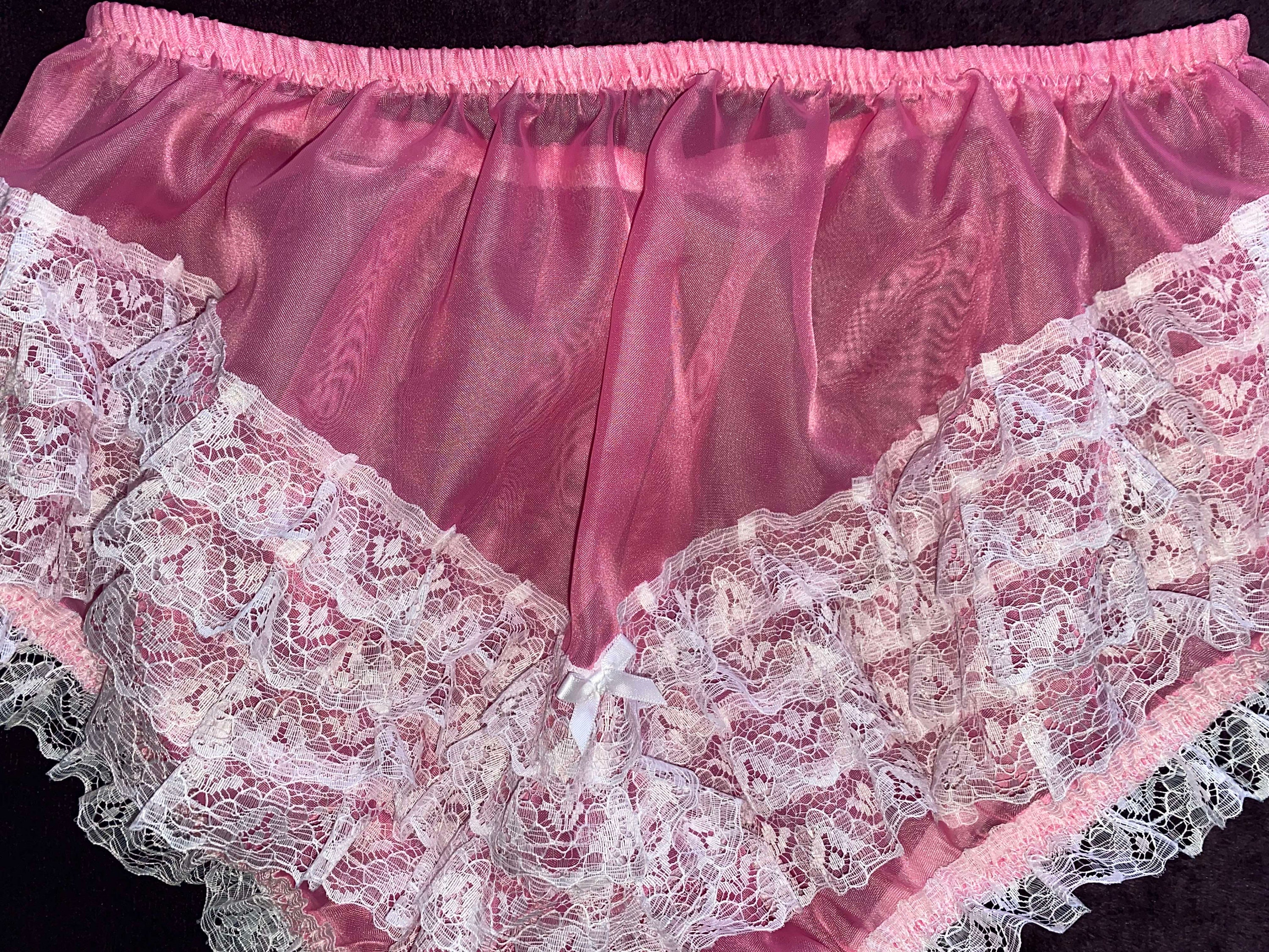 Woman's White/Pink Five-pack French knickers with lace trim