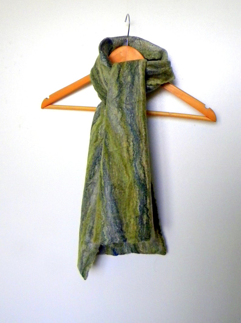 Winter Scarves Felted wool scarf Scotland scarf Handmade green Etsy