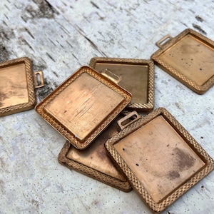 6 Vintage Brass Frame Pendant Stampings: Patina Retro Jewelry Craft Supply