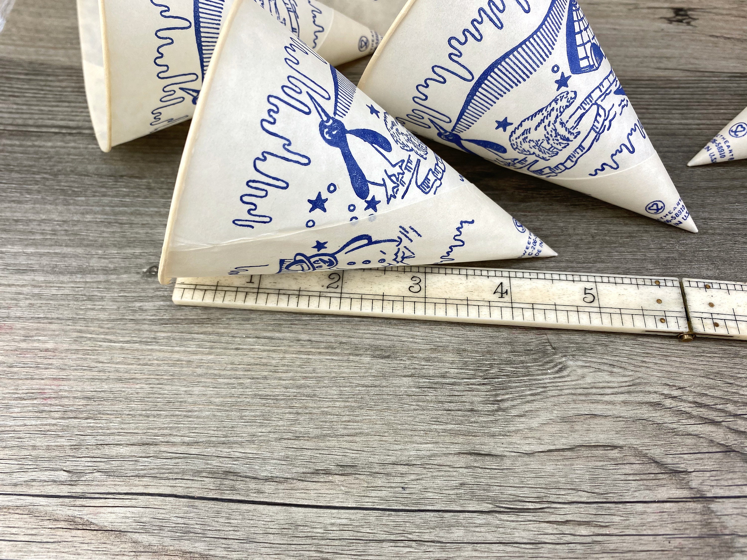 5 Vintage Paper Cup Cones Winter Christmas Penguin Polar Bear | Etsy