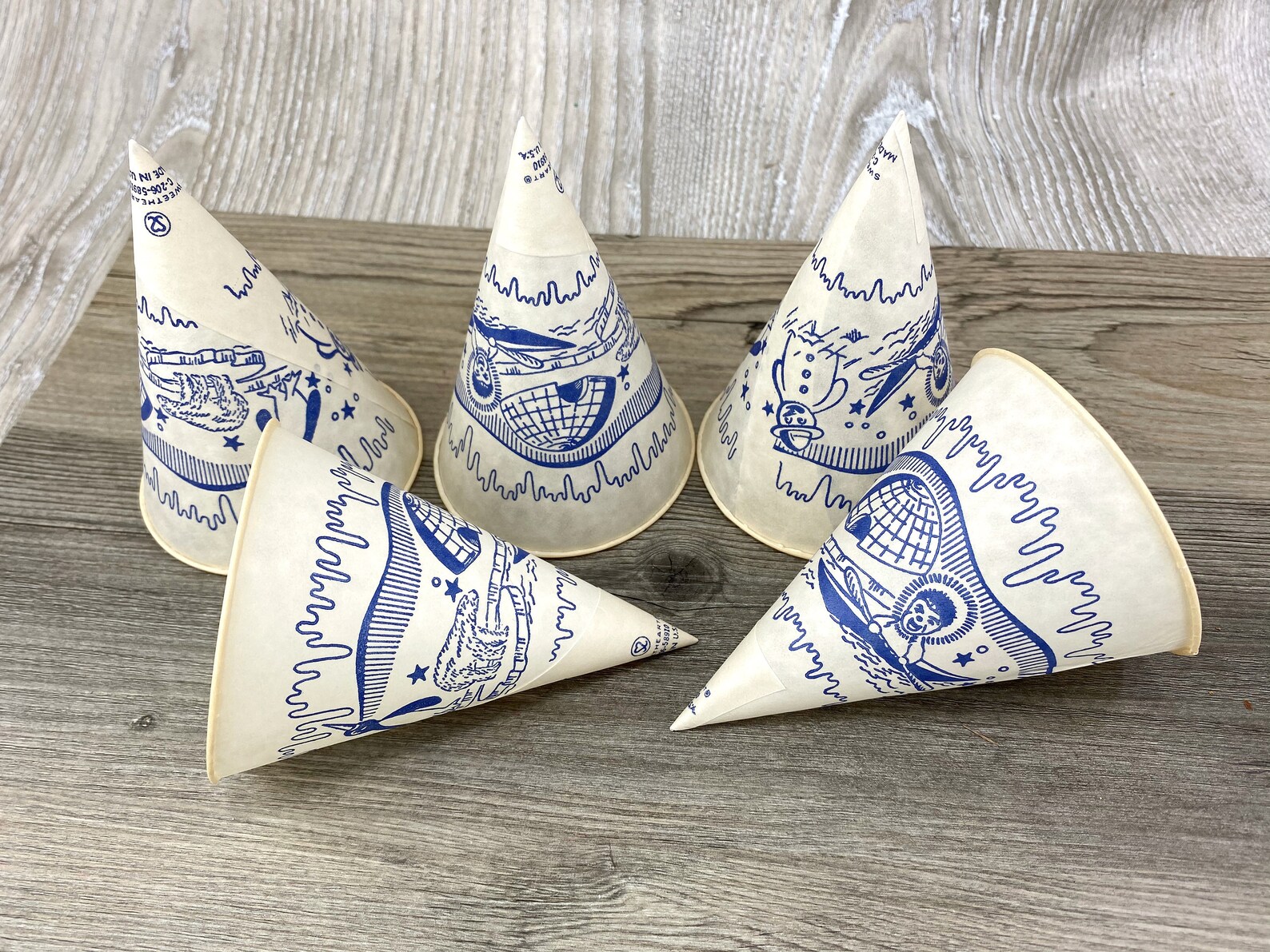 5 Vintage Paper Cup Cones Winter Christmas Penguin Polar Bear - Etsy