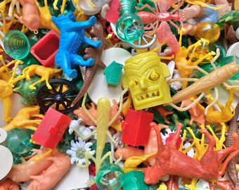 Mini Toy Figures Grab Surprise Bag Lot of 25 Random Surprise Mini Toy Bag Filler Mini Toy Figures Grab Surprise Bag Lot of 25 Random Surprise Mini Toy Bag Filler