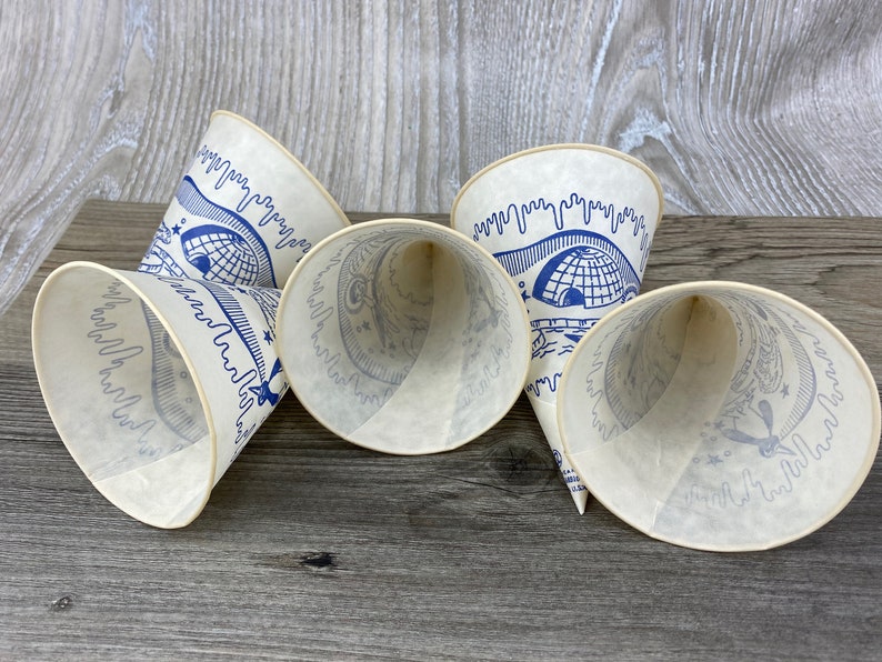 5 Vintage Paper Cup Cones Winter Christmas Penguin Polar Bear - Etsy