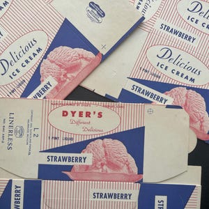 3  Vintage 1950s Strawberry Ice Cream Pint Boxes Carton Retro Pink Blue Diner Restaurant Kitchen Prop Delicious Advertising Lot Set Unused