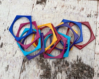 12 Vintage 80s Plastic Bangle Set: Angled Mod Bracelets, USA Made
