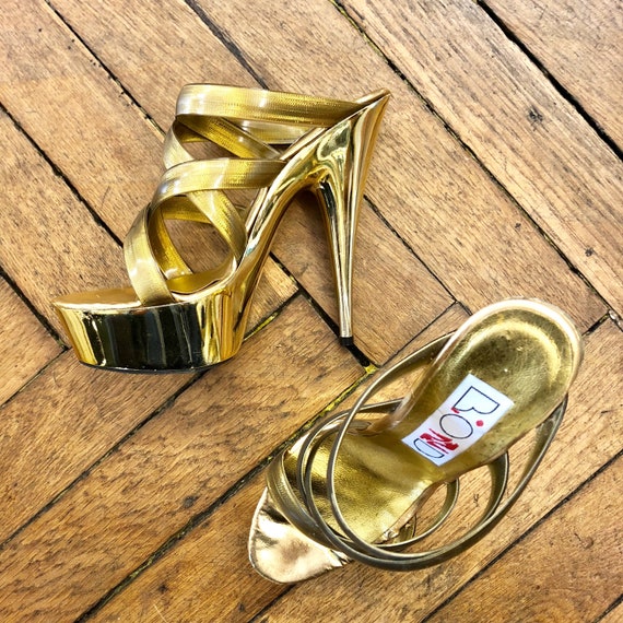 1980s Biondini gold platforms sandals sky high heels / 36 | Etsy