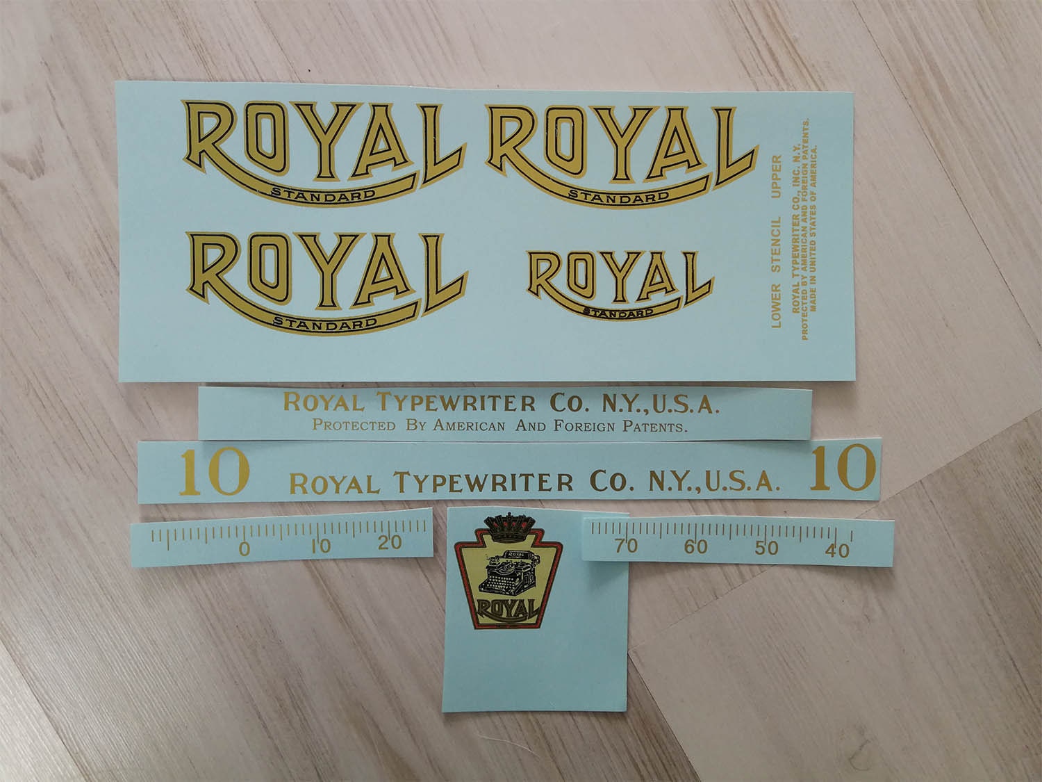 Royal 10 Typewriter Water Slide Decal set _ Early model