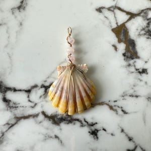 Hoku&#39;ula Sunrise Shell Necklace with three Pink accent beads, Pink, 14K Gold Filled, Made in Hawaii, Waikiki Sunnie, Beachy, Gifts for Her