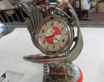 Reloj de bolsillo Franklin Mint Harley Davidson con soporte de exhibición